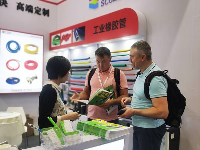 B2B hydraulic hose supplier booth for OEM and wholesale customers