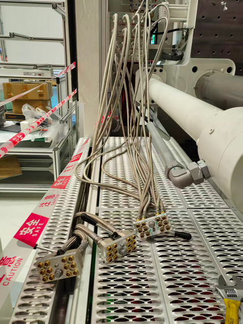 Flexible hydraulic hose installation for factory equipment and fluid transfer lines